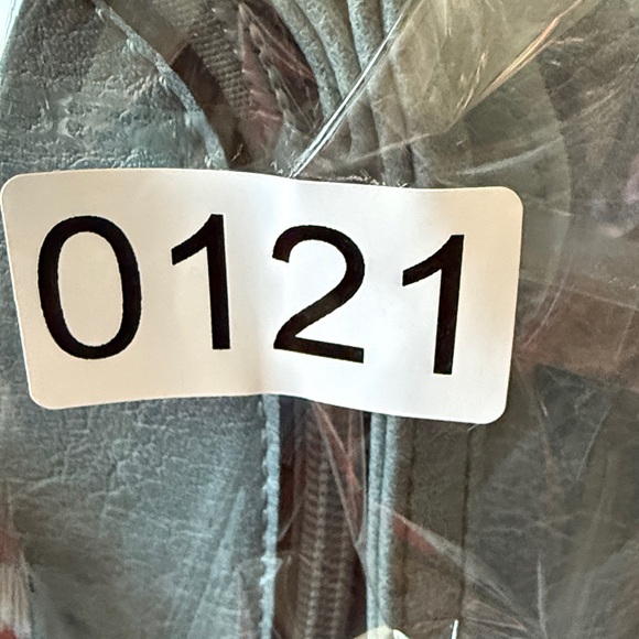 Chic Blue Crossbody Bag with Tassel Accents - Picture 12 of 12